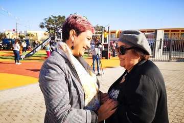 Los versos de Pepa Aurora reabren el parque que lleva su nombre en Ingenio (Foto TA)